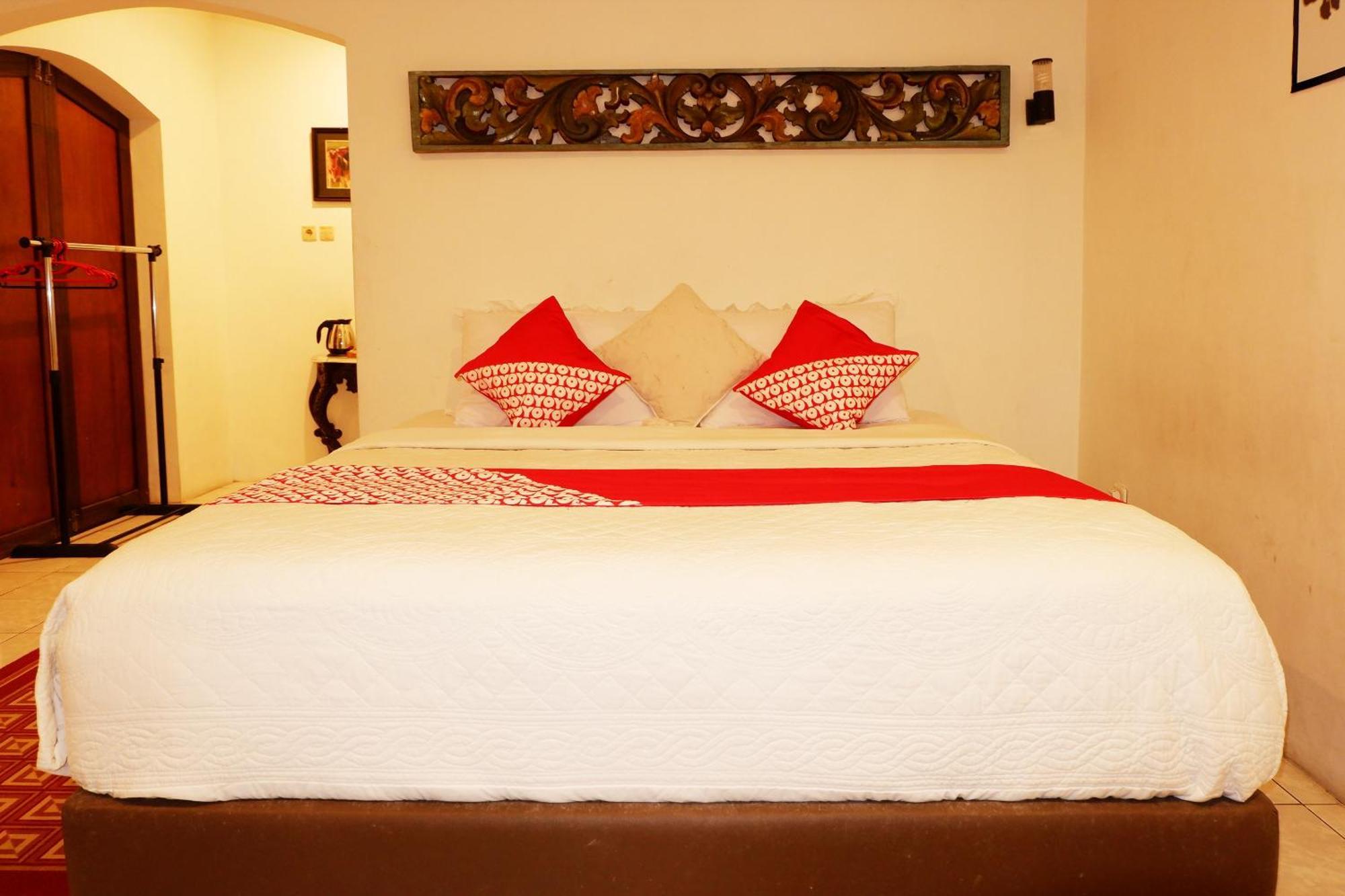 Cemara'S Homestay Batu  Extérieur photo