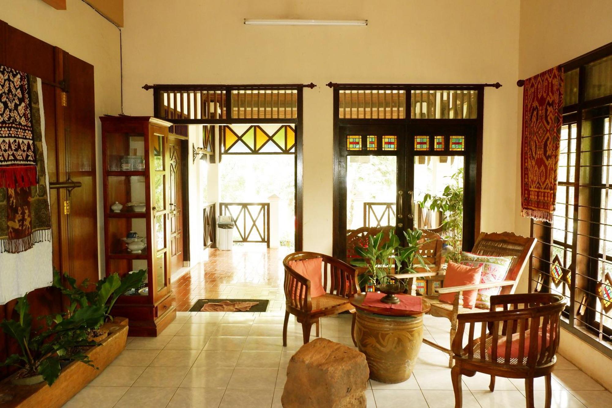 Cemara'S Homestay Batu  Extérieur photo